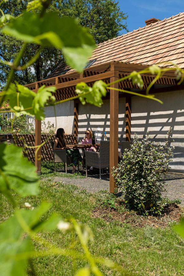 Birtok Mandula Apartmanhaz Apartment *